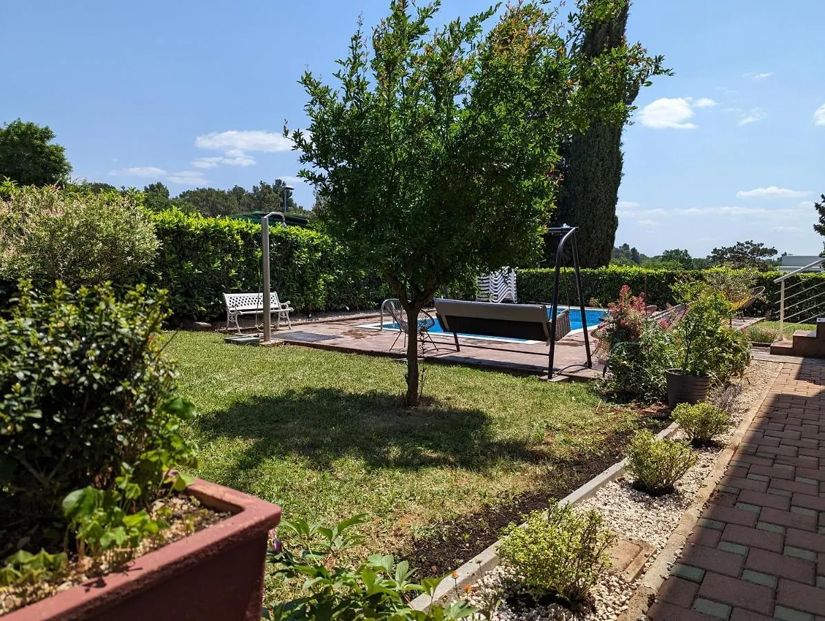 Villa Rosa Umag 0*,  Kroatien